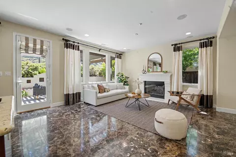 Living - 3183 Olympic Rd, Fairfield, CA 94534 photo 2 of 4
