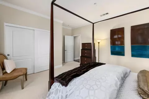 Bedroom - 3183 Olympic Rd, Fairfield, CA 94534 photo 4 of 6