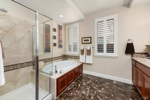 Bath - 3183 Olympic Rd, Fairfield, CA 94534 photo 1 of 5