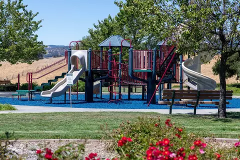 View/Area - 3183 Olympic Rd, Fairfield, CA 94534 photo 5 of 9
