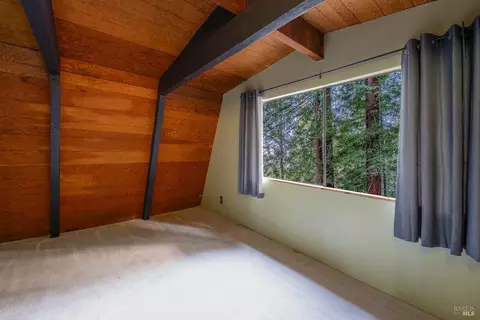 Bedroom - 1500 Perch Way, Willits, CA 95490 photo 2 of 2