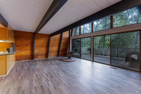 Living - 1500 Perch Way, Willits, CA 95490 photo 1 of 2