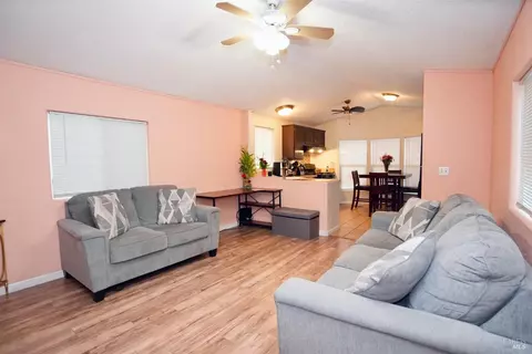 5379 Old Redwood Hwy #14, Santa Rosa, CA 95403