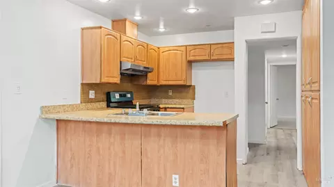 Kitchen - 818 Falcon Dr, Vallejo, CA 94589 photo 1 of 3