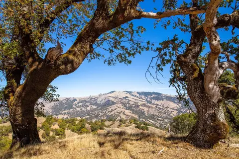 7721 Simmerly Ranch Rd, Laytonville, CA 95454