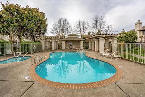 Exterior - 554 7th St W, Sonoma, CA 95476 photo 10 of 10