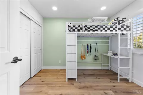 Bedroom - 140 Billington Ln, Windsor, CA 95492 photo 5 of 7