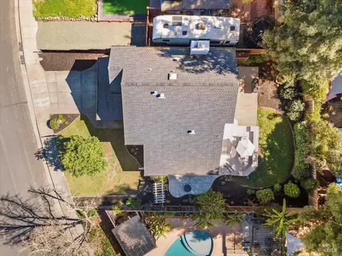 View/Area - 140 Billington Ln, Windsor, CA 95492 photo 10 of 10