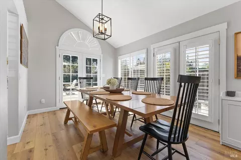 Dining - 140 Billington Ln, Windsor, CA 95492 photo 3 of 5