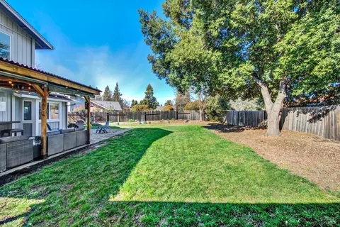 Exterior - 369 Kendrick Ln, Vacaville, CA 95687 photo 8 of 22