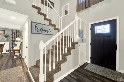 Entry Way - 369 Kendrick Ln, Vacaville, CA 95687 photo 3 of 5