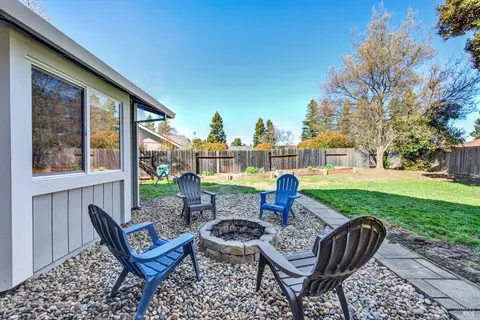 Exterior - 369 Kendrick Ln, Vacaville, CA 95687 photo 15 of 22
