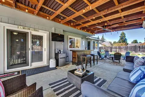 Exterior - 369 Kendrick Ln, Vacaville, CA 95687 photo 11 of 22
