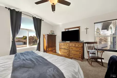 Bedroom - 369 Kendrick Ln, Vacaville, CA 95687 photo 4 of 9