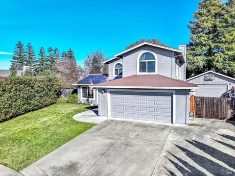 Exterior - 369 Kendrick Ln, Vacaville, CA 95687 photo 2 of 22