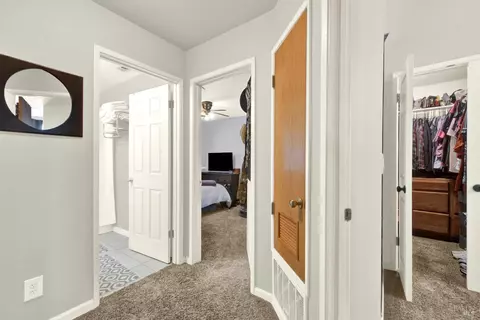 Entry Way - 369 Kendrick Ln, Vacaville, CA 95687 photo 4 of 5