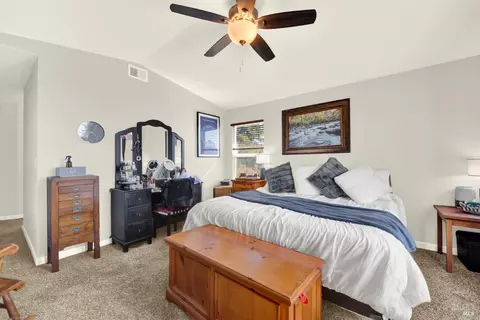 Bedroom - 369 Kendrick Ln, Vacaville, CA 95687 photo 1 of 9