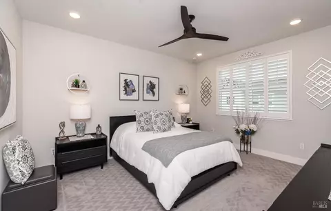 Bedroom - 324 Pear Tree Ter #D, Napa, CA 94558 photo 2 of 2