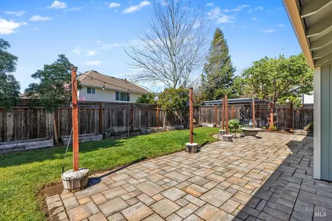 Exterior - 5837 Mathilde Dr, Windsor, CA 95492 photo 26 of 29