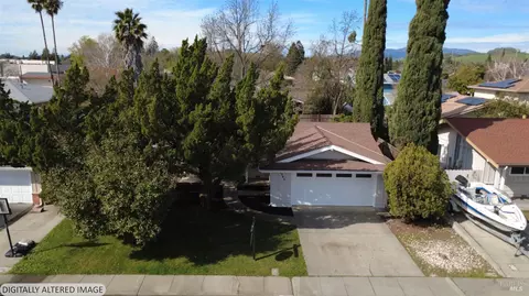2045 Dorland Dr, Fairfield, CA 94534