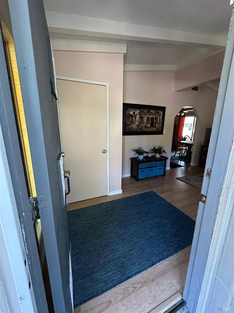15 Constance Dr, Vallejo, CA 94590 photo 5