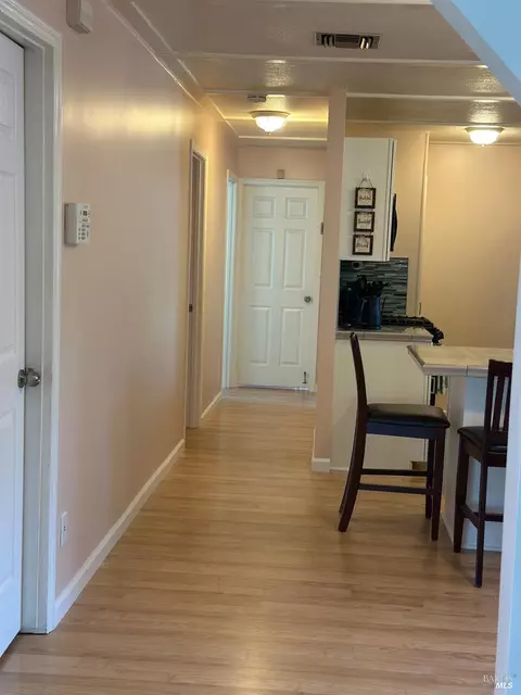 15 Constance Dr, Vallejo, CA 94590 photo 7