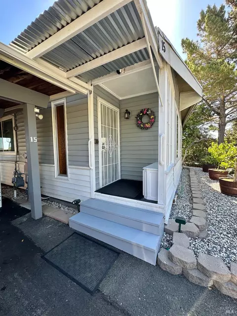 15 Constance Dr, Vallejo, CA 94590 photo 4