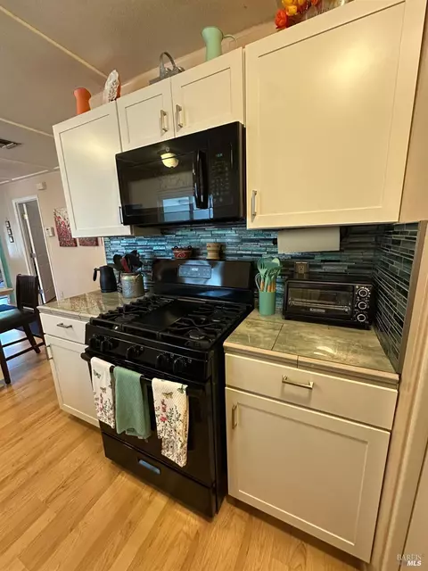 15 Constance Dr, Vallejo, CA 94590 photo 11