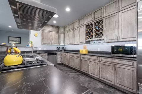 Kitchen - 5510-5500 Parducci Rd, Ukiah, CA 95482 photo 4 of 4