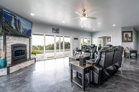 Living - 5510-5500 Parducci Rd, Ukiah, CA 95482 photo 5 of 5