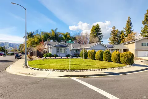436 Corte Lagos, Vacaville, CA 95688
