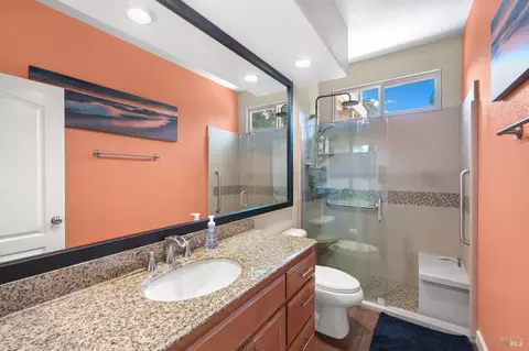 Bath - 2664 Avocet Ln, Vallejo, CA 94591 photo 1 of 3