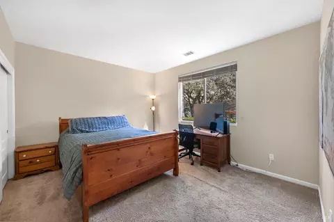 Bedroom - 2664 Avocet Ln, Vallejo, CA 94591 photo 5 of 5