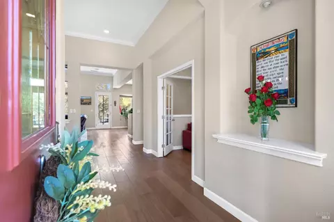 Entry Way - 2664 Avocet Ln, Vallejo, CA 94591 photo 3 of 4