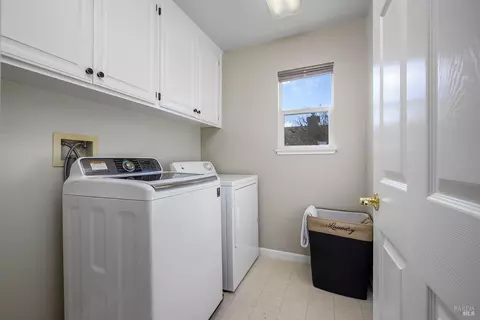 1332 Eagle Dr, Windsor, CA 95492 photo 43
