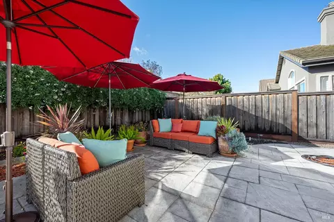 1332 Eagle Dr, Windsor, CA 95492 photo 18