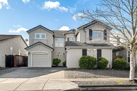 1332 Eagle Dr, Windsor, CA 95492 photo 2