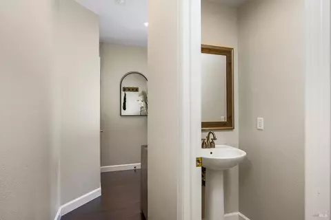 1332 Eagle Dr, Windsor, CA 95492 photo 24
