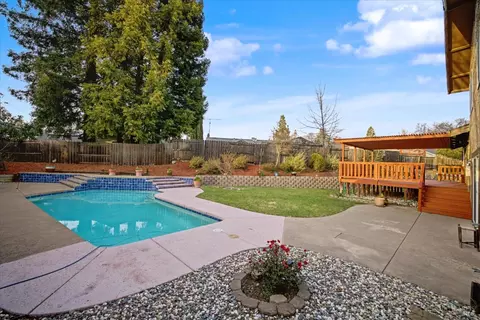 Exterior - 448 Corte Lagos Ct, Vacaville, CA 95688 photo 9 of 14