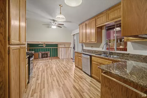 Kitchen - 448 Corte Lagos Ct, Vacaville, CA 95688 photo 1 of 2