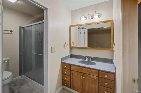 Bath - 448 Corte Lagos Ct, Vacaville, CA 95688 photo 4 of 4