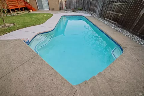 Exterior - 448 Corte Lagos Ct, Vacaville, CA 95688 photo 11 of 14