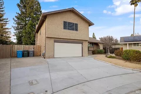 Exterior - 448 Corte Lagos Ct, Vacaville, CA 95688 photo 3 of 14