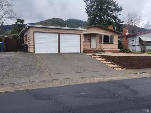 1338 Rose Ave, Ukiah, CA 95482