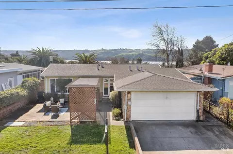 520 Raymond Dr, Benicia, CA 94510