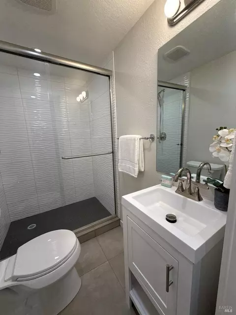 Bath - 1008 Evans Ave, Napa, CA 94559 photo 5 of 5