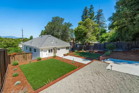 Exterior - 1008 Evans Ave, Napa, CA 94559 photo 8 of 10