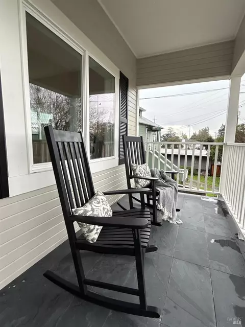 Exterior - 1008 Evans Ave, Napa, CA 94559 photo 3 of 10