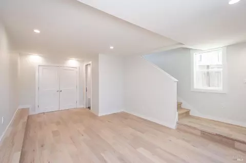Living - 1008 Evans Ave, Napa, CA 94559 photo 5 of 9