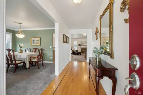 Entry Way - 9830 Marcella Ln, Windsor, CA 95492 photo 2 of 3
